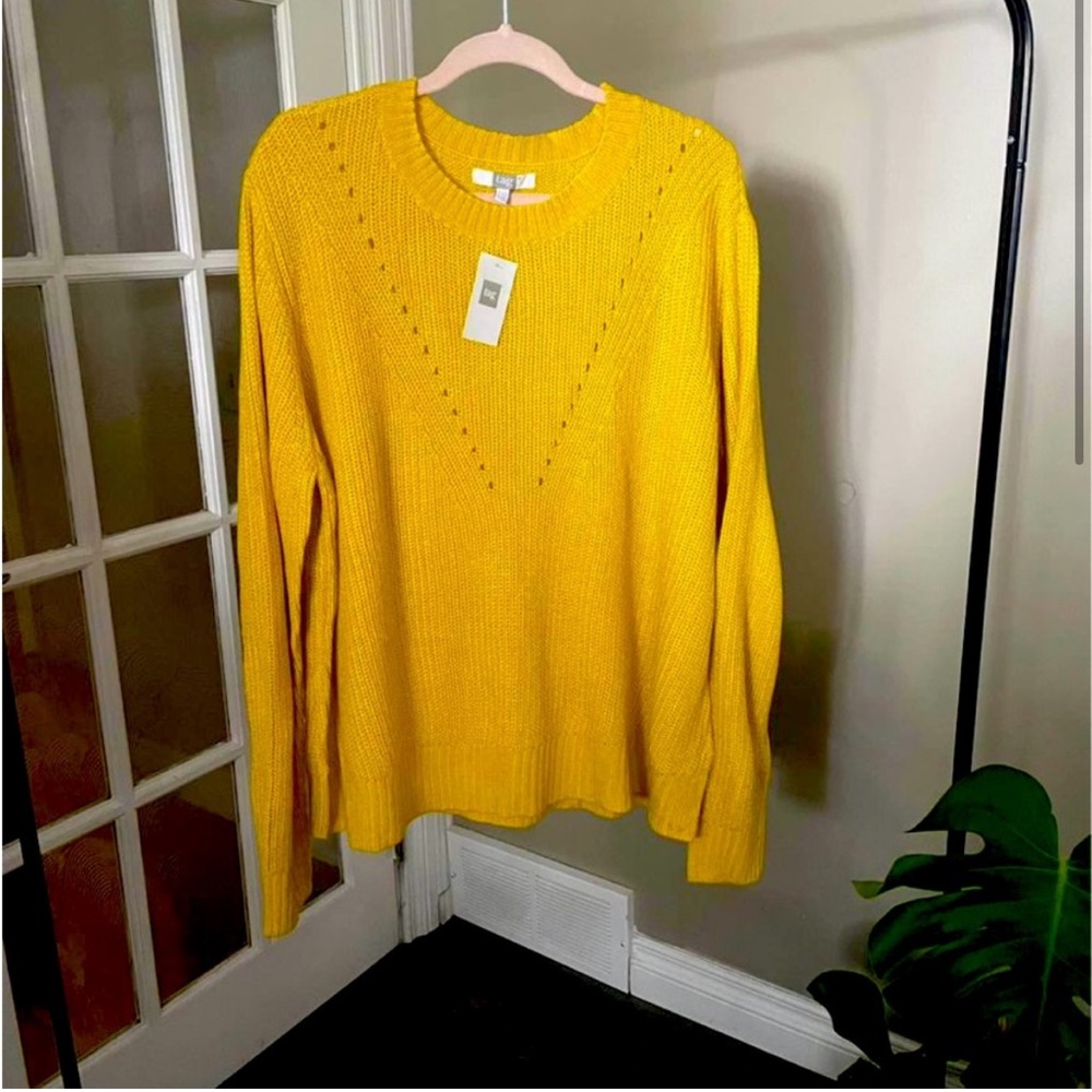 BNWT Tag XXL Yellow Sweater
